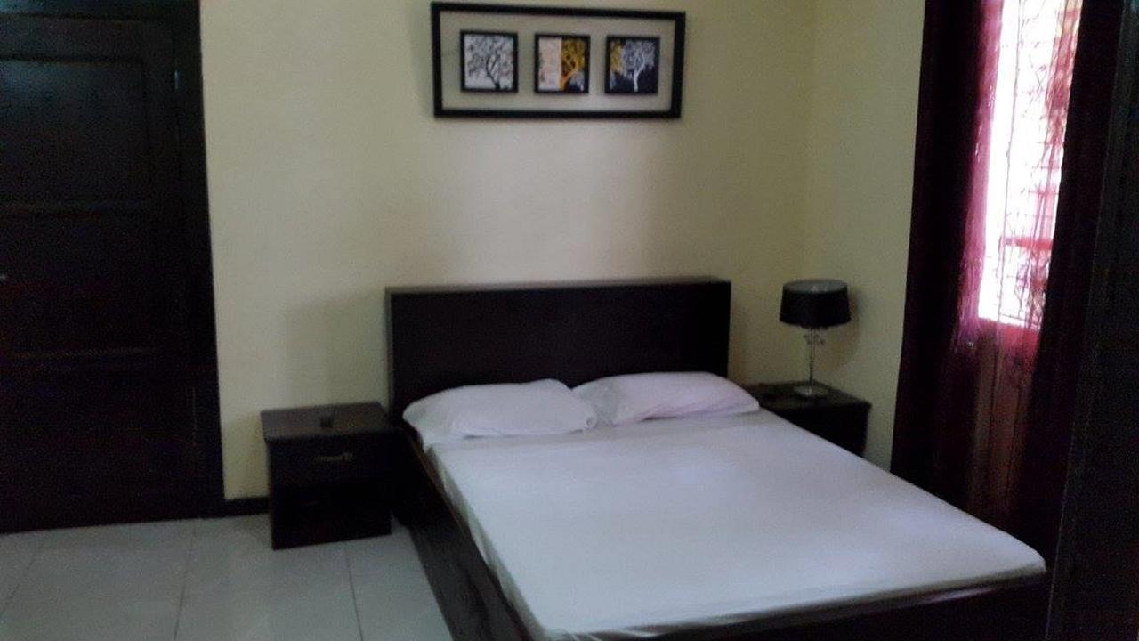 Maryland Guesthouse Monrovia Exterior foto